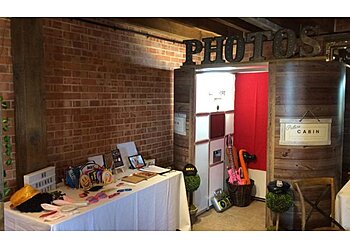 Hampton Leisure Magic Mirrors and Photobooths