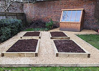 Hand to Earth Landscapes Ltd