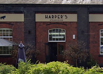Harper’s Steakhouse & Bar at the Weighbridge