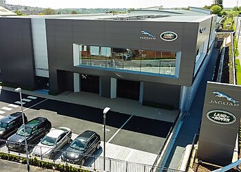 Brighton car dealerships Harwoods Land Rover Brighton image 1