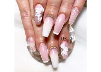 3 Best Nail Salons in Luton, UK - Expert Recommendations