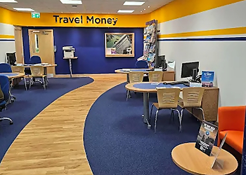 Hays Travel Belfast Park Centre