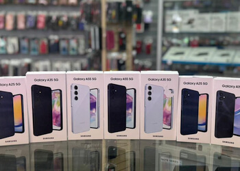 Helloz Phone Shop St Neots