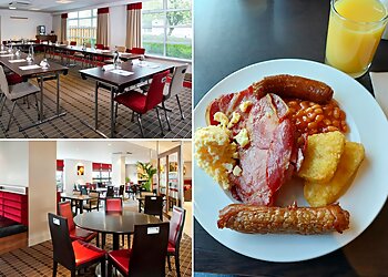 Holiday Inn Express Glasgow Airport