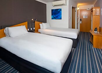 Holiday Inn Express Northampton