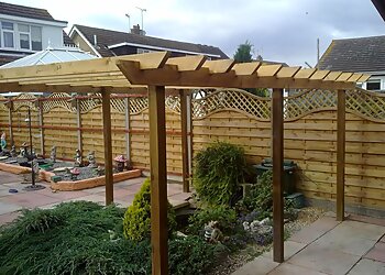 Hull Sheds Fencing & Decking