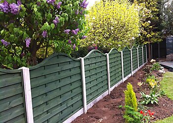 Hull Sheds Fencing & Decking