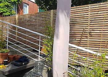 Cardiff fencing contractors Hyden Bros Fencing & Decking image 1