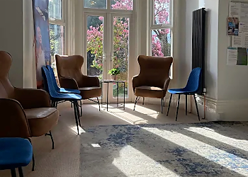 Hyslop Dental and Implant Clinic