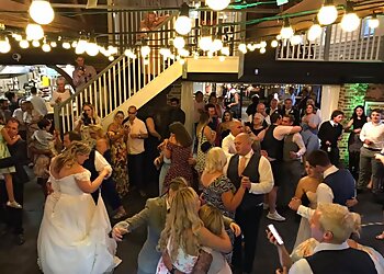 Iain Baker Wedding DJ