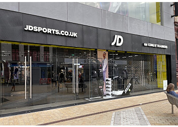 3 Best Sports Shops in Leeds, UK - Expert Recommendations