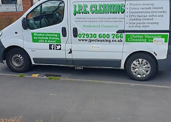 Salford window cleaners JPE Cleaning image 1