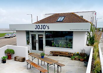 JoJo’s Meze, Meat & Fish