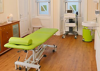 Joanna Cram, M.Ost - CRAM OSTEOPATHS MUIRHEAD