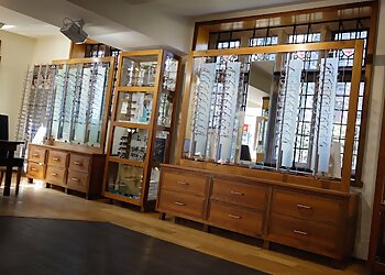 Jonathon Bryan Opticians