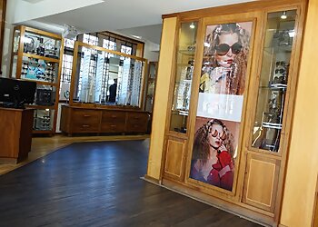 Jonathon Bryan Opticians