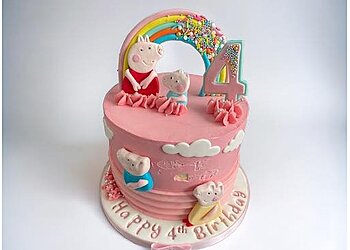 Carmarthenshire cake makers Joyce’s Amazing Cakes  image 1