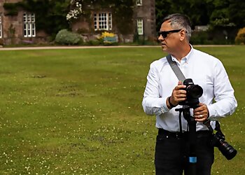 Trafford videographers Julian Voigt Wedding Films image 1