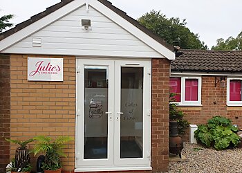 Julie's Cake in a Box