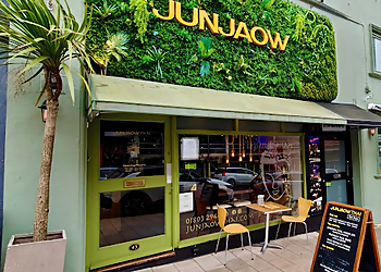 Jun Jaow Thai Restaurant