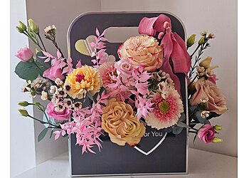 Rochester, Medway florists Just Peachy Florist image 1