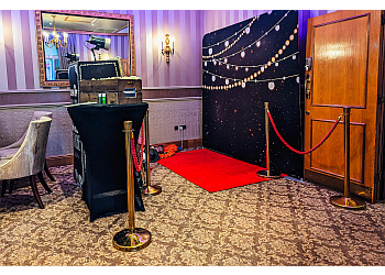 Kabooth Photo Booth & Magic Mirror Hire