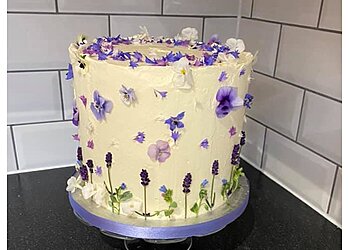 Newbury cake makers Katie B Cakesmith image 1