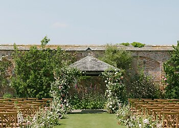 Katrina Otter Weddings