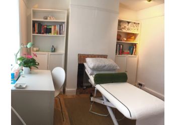 Kim Child Acupuncture