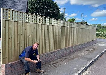 Cardiff fencing contractors Kingsley Fencing Contractors image 1