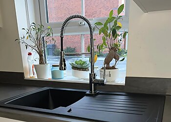 L&B plumbing & heating services Ltd