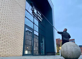 L J P Window Cleaning Service