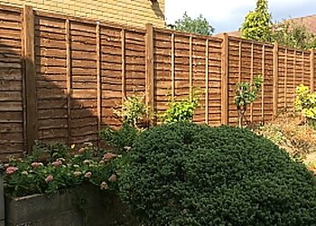 L.J.Sinclair Fencing