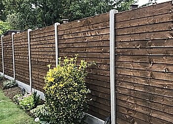 L.J.Sinclair Fencing