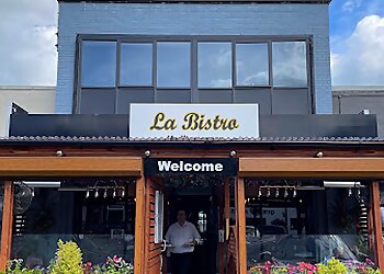 La Bistro Mediterranean Kitchen