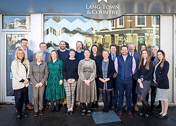 Lang Town & Country Plymouth