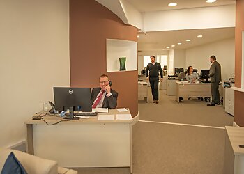 Lang Town & Country Plymouth