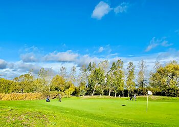 Basildon golf courses Langdon Hills Golf and Country Club image 1