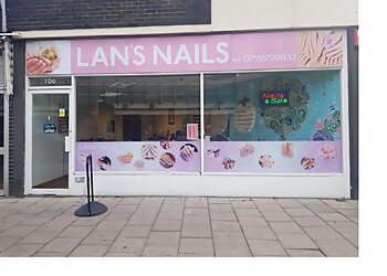 Lan's Nails Swindon