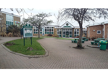 Lee Chapel Primary School