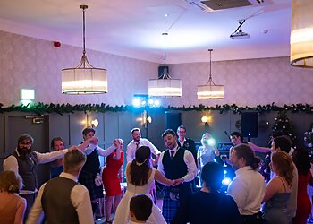 Lee Live: Wedding DJ