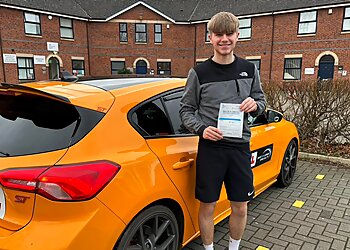 Lee’s Driving School