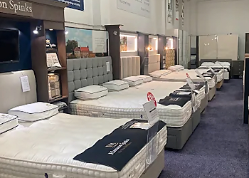 Leightons Beverley Store