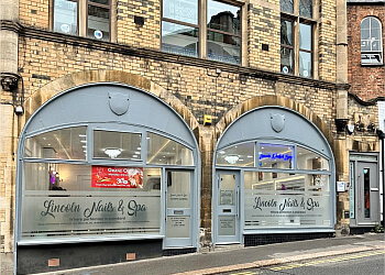 Lincoln Nails & Spa