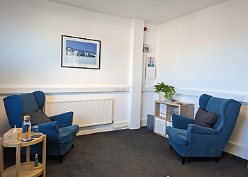 Lindsay Roadnight - WILLOW TREE COUNSELLING