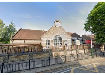 3 Best Primary School in Ealing, UK - ThreeBestRated