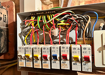 Lloyd Hallowell Electrics