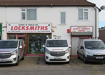 Dartford locksmiths Locks N Tools image 1