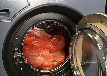 LongJohns Laundry and Drycleaners