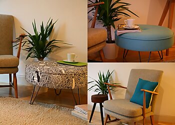 Loose Button Upholstery